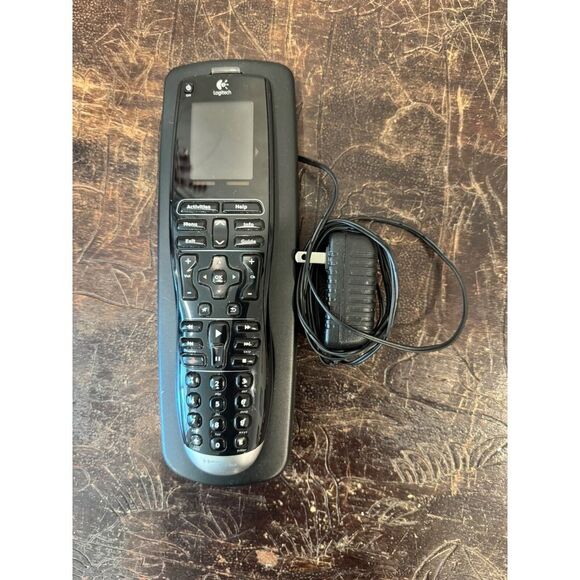 Logitech Harmony One L-LW20 universal remote 815-000038. Tested. W/ Dock. - Picture 7 of 8